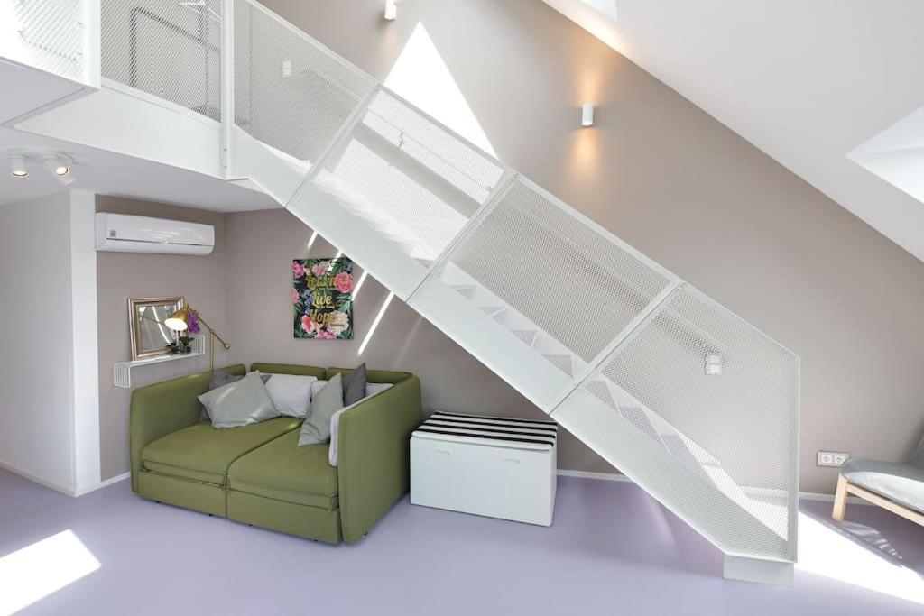 Apartment Julius 4 - Duplex 5 Mins To Center