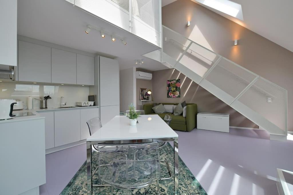 Apartment Julius 4 - Duplex 5 Mins To Center