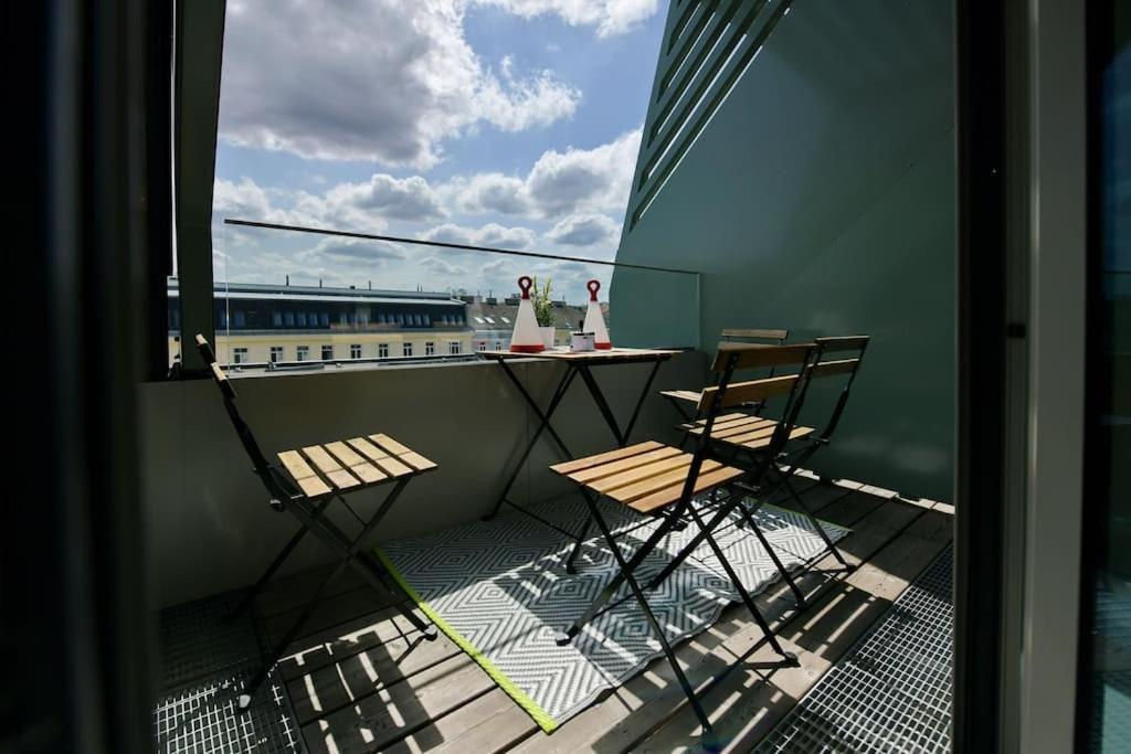 Julius 4 - Duplex 5 Mins To Center Apartment *
